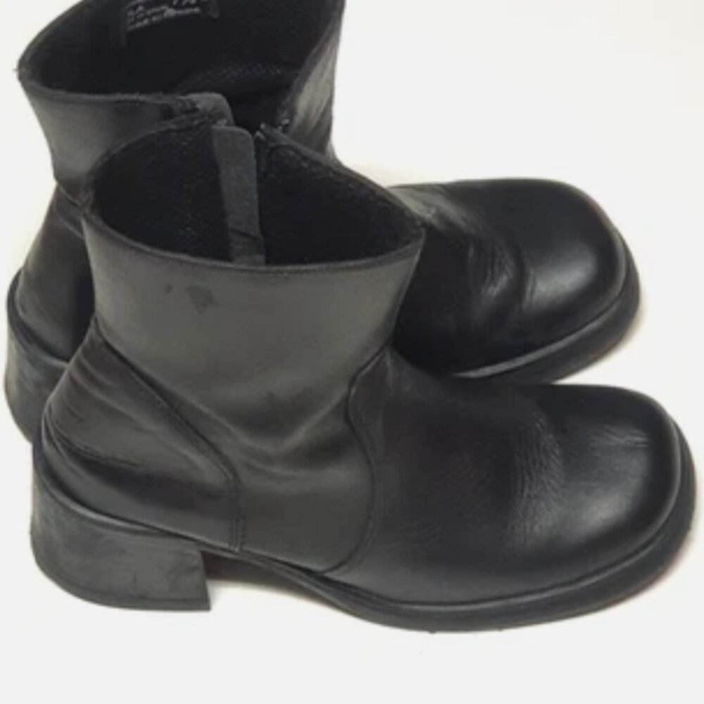 Barbo Women's Black Leather Ankle Boots Size 7.5 - Picture 2 of 6